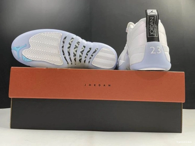 HYPE AIR (2021) 12 DB0733-190 JORDAN RETRO LOW EASTER 0820